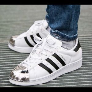 adidas superstars with steel toe